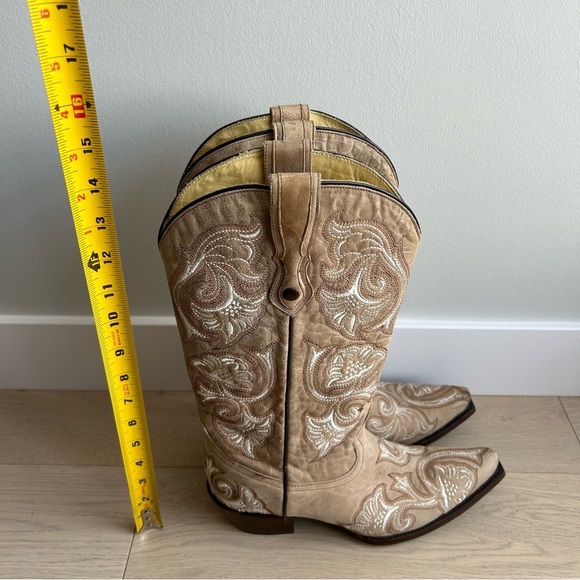 Corral Women’s cowboy boots size 9 - Picture 8 of 9
